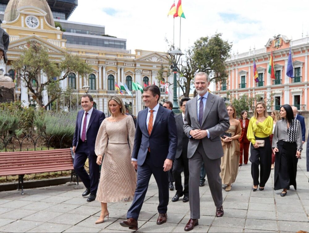 Bibi Urquidi se estrena en la red social X y el presidente Paz le hace un guiño: "Bienvenida primera dama"