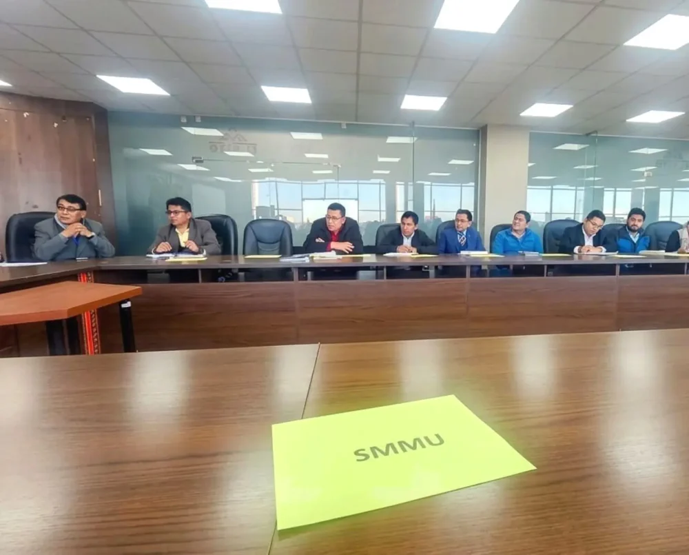 La comisones de transición se reunieron en el Jach'a Uta de El Alto. FOTO: GAMEA