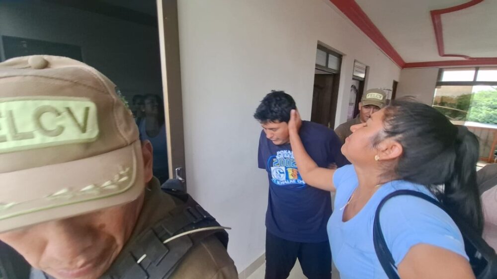 Envían a Palmasola a un hombre acusado de quemar la vivienda de su pareja en Yapacaní- Envían a Palmasola a un hombre acusado de quemar la vivienda de su pareja en Yapacaní