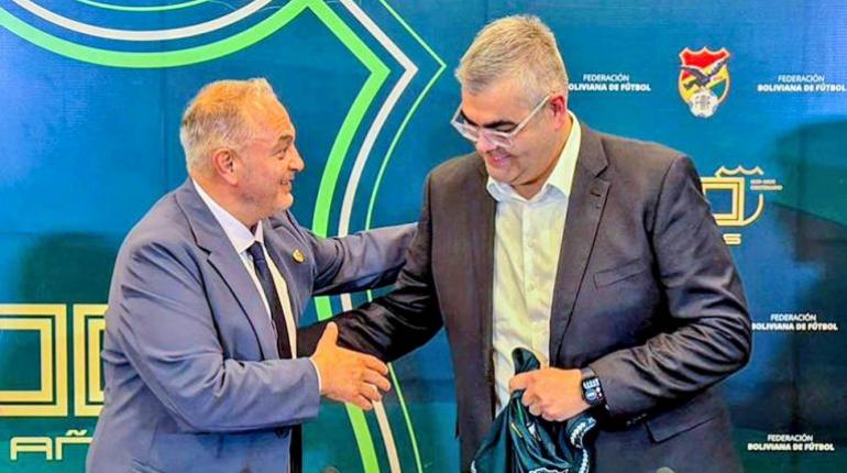 Fernando Costa con el consultor Fred Nantes. | FBF.