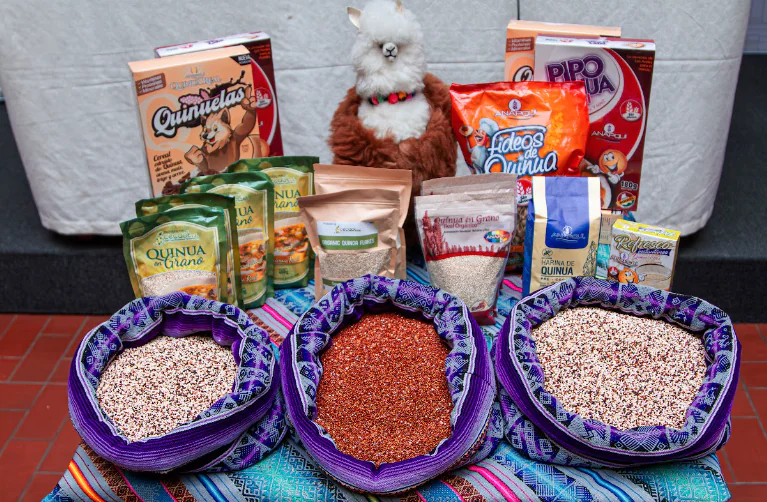 Productos en base a quinua que se presentaron en el lanzamiento del encuentro