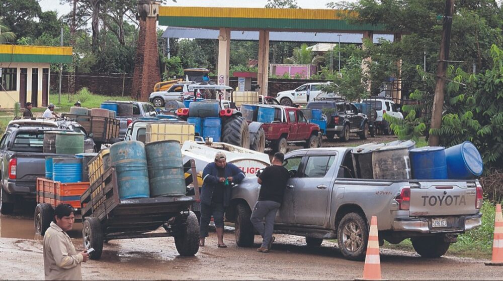 Las lluvias, plagas y bajos precios acorralan a productores del agro- Las lluvias, plagas y bajos precios acorralan a productores del agro