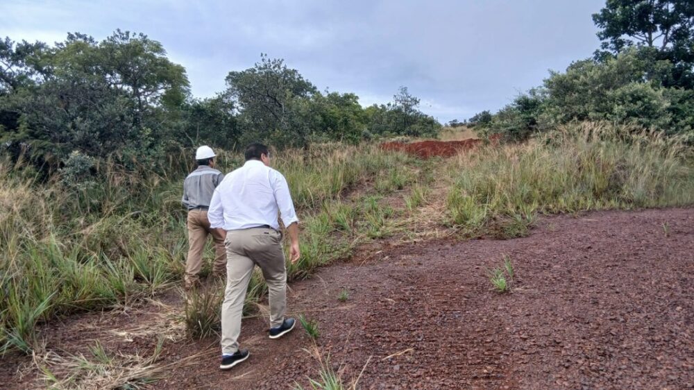 Cierran rutas clandestinas por donde robaban mineral en el Mutún - Cierran rutas clandestinas por donde robaban mineral en el Mutún
