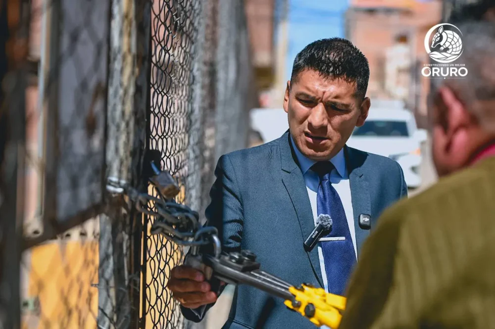 El alcalde de Oruro, Iván Quispe, abrió varios espacios recreacionales. FOTO: GAMO