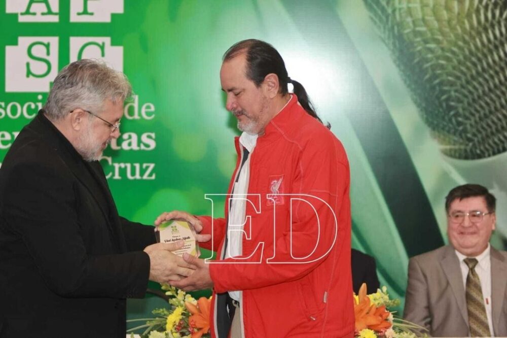 La Asociación de Periodistas de Santa Cruz premia a referentes del periodismo
