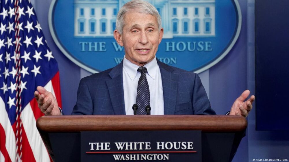 El Dr. Anthony Fauci hablando durante la pandemia de coronavirus, en 2021. El Dr. Anthony Fauci hablando durante la pandemia de coronavirus, en 2021.