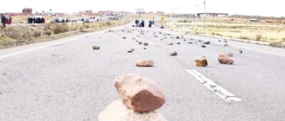 Bolivia registra 67 puntos de bloqueo, 50 está en La Paz