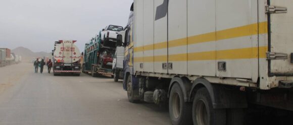 Bloqueos asfixian a exportadores de La Paz y el norte del país; se reportan pérdidas millonarias