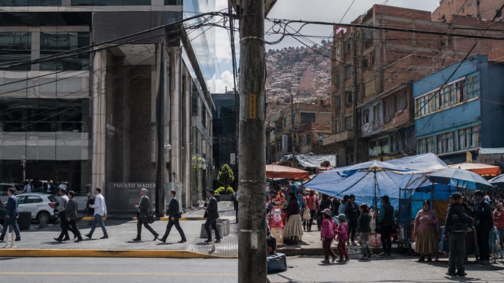 Bolivia, Argentina y Honduras: la misma consultora, el mismo programa económico