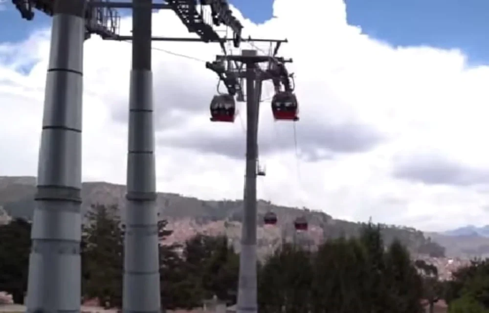 Las líneas Roja y Morada suspenden servicio por amenazas de movilizados. FOTO: Mi Teleférico