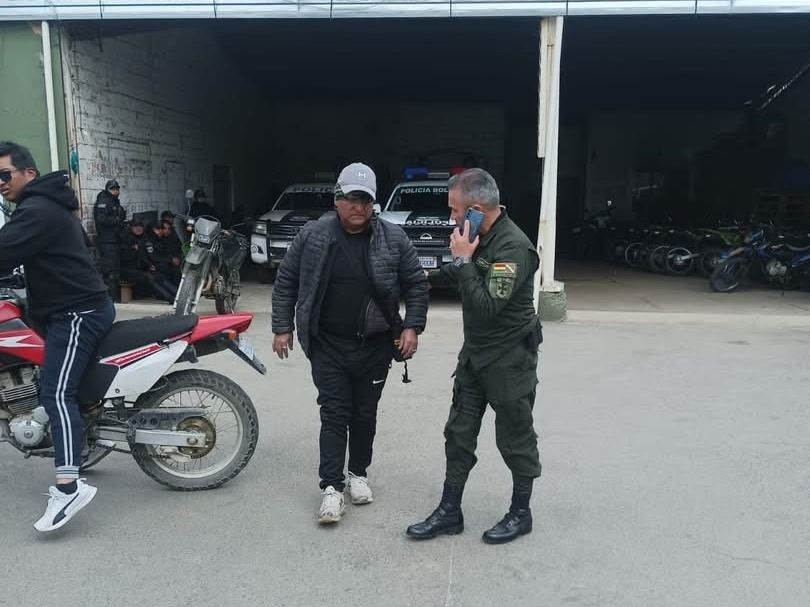 "Ha sido torturado hasta que no podía caminar"; Policía describe situación del sargento agredido- "Ha sido torturado hasta que no podía caminar"; Policía describe situación del sargento agredido