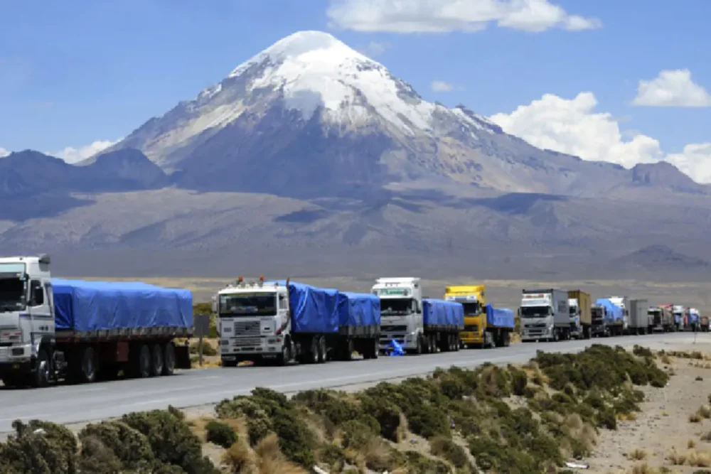 Transporte de carga por la ruta a iquique. Foto: Archivo