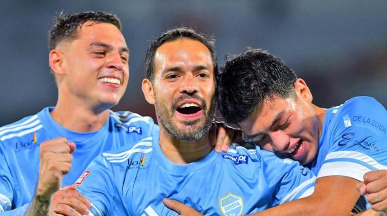 El Club Aurora también conocido como el Equipo del Pueblo. | Daniel James.