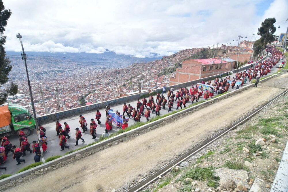 La Federación Túpac Katari se dirige a La Paz.