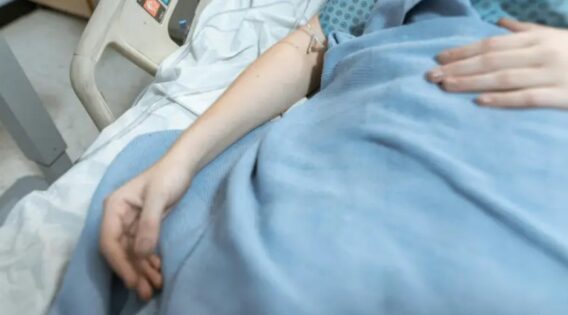 Investigan brutal agresión a joven en el Trópico: médicos descartan versión de accidente
