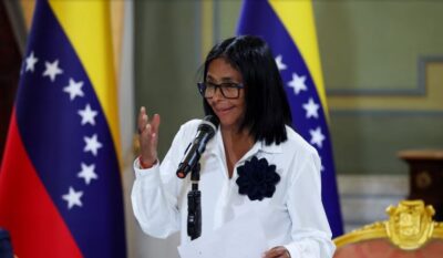 La nueva política cambiaria de Delcy Rodríguez no logra frenar la devaluación del bolívar en Venezuela