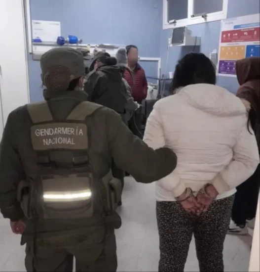 Argentina: Detienen a bolivianos con cocaína en el estómago