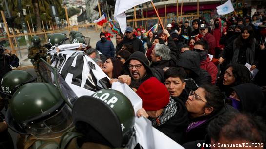 Chile: protestas durante primer discurso de Kast en Congreso