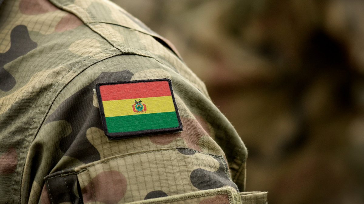 Unión de Militares del Servicio Pasivo de Bolivia califica de “aberración legal” el control social en cuarteles