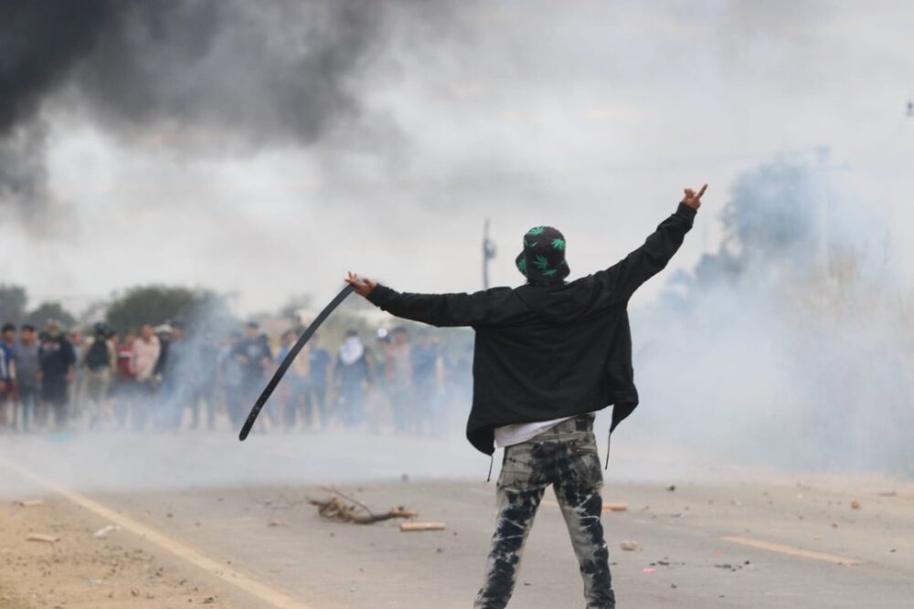 "Que no se derrame sangre entre bolivianos": 'JP' Velasco repudia violencia en San Julián- "Que no se derrame sangre entre bolivianos": 'JP' Velasco repudia violencia en San Julián