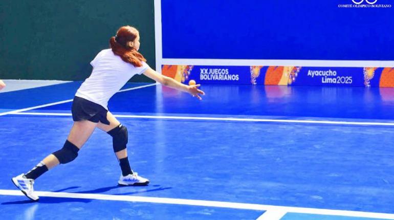 Una demostración de juego de pelota vas. | COB.