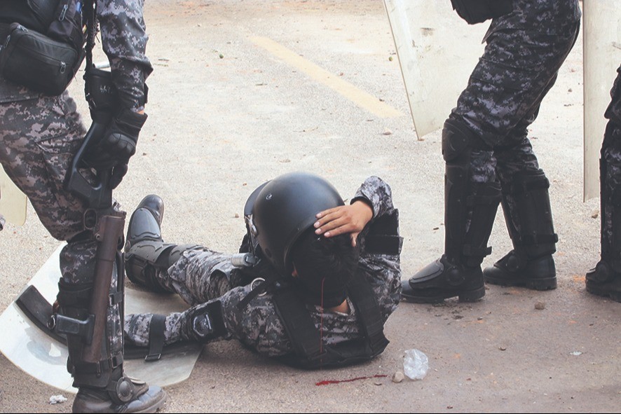 Expertos afirman que Evo repite escenario de violencia como vía para tomar el poder