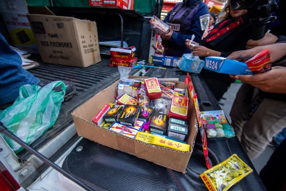 L Intendencia decomisó pirotecnia en mercados de Cochabamba. FOTO: GAMC