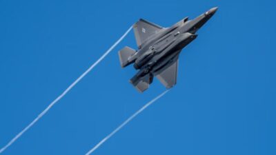 Financial Times: Estados Unidos negocia con países europeos una ampliación del despliegue de armas nucleares en la región