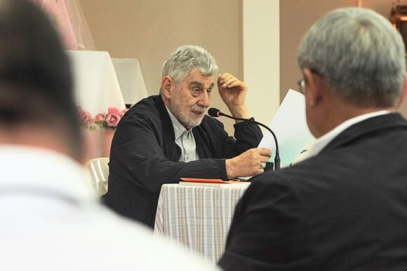 La Arquidiócesis de Santa Cruz reflexiona sobre inteligencia artificial en Asamblea Presbiteral