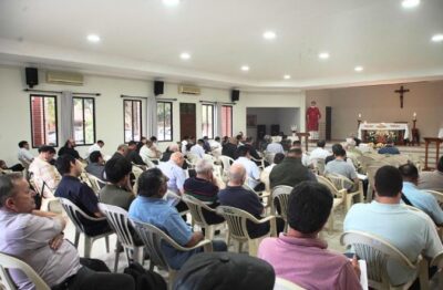 La Arquidiócesis de Santa Cruz analiza la inteligencia artificial en su Asamblea Presbiteral